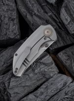 WE Knife Co. "Thug" Frame Lock Knife Carbon Fibre - 2103C - Image 5