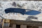 Riffle Flipper Knife Dark Twill Carbon Fiber Overlay On Black G10 Handle (3.46" Black Hand Rubbed Damascus) C2024DS-1 - Image 6