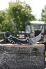 Defcon Knives Raptor Karambit Flipper 2.83" S35VN Satin Hawkbill Blade, Titanium Handles w/ Marbled Carbon Fiber Inserts - TF5221 - Image 2
